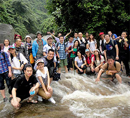 组织员工户外旅游